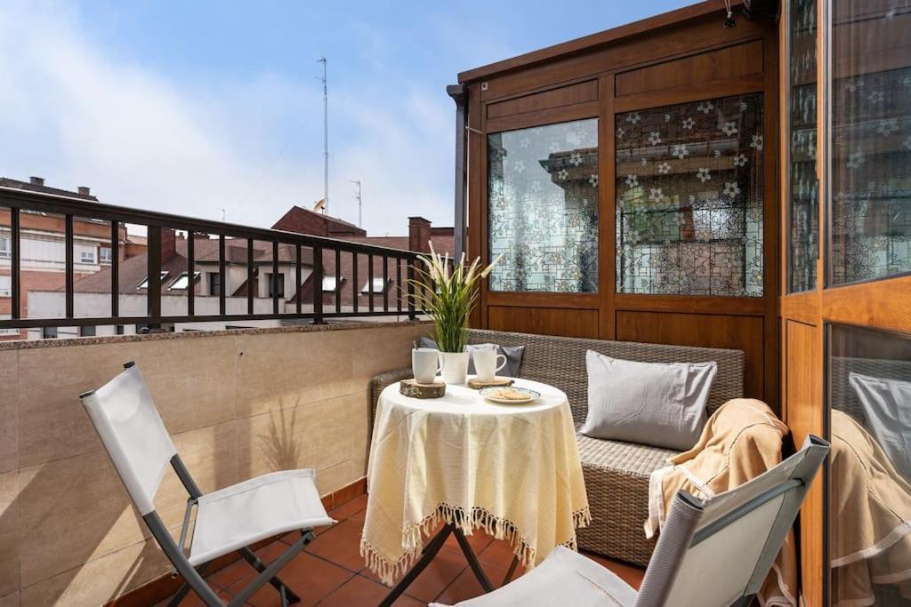 Apartamento Chary Lägenhet Gijón Exteriör bild